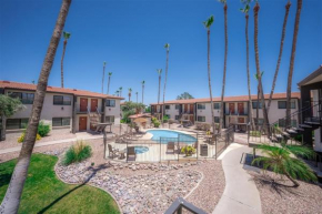 120 Fully Furnished 1BR Suite-Prime Location